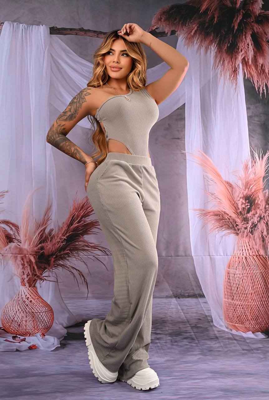 🔥 Jumpsuit Asimétrico Rib Licrado 🔥