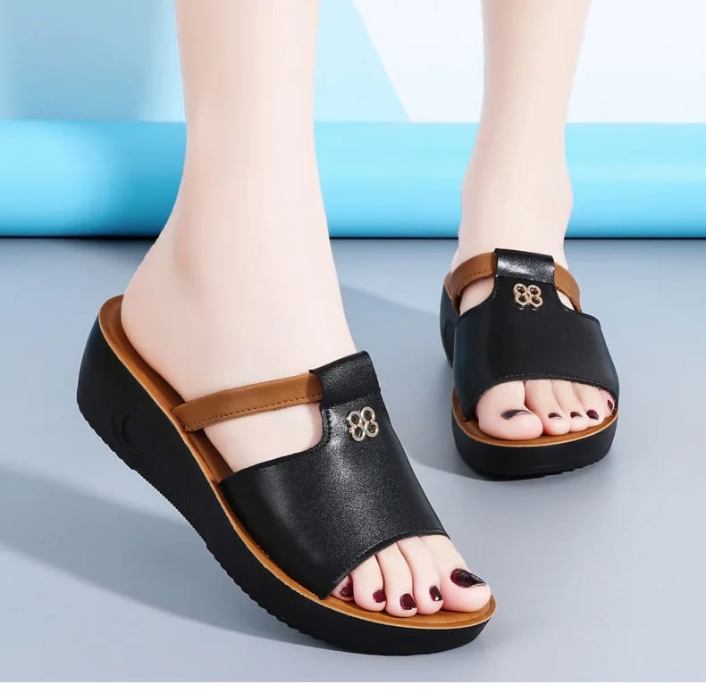 🖤 SANDALIA ELEGANCE SLIDE – Estilo y Confort en Cada Paso